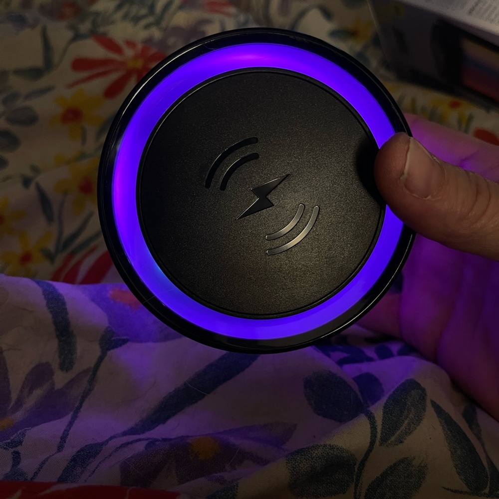 Portable Colorful Wireless Charging Alarm Clock Speaker! MAKE AN OFFER! Bundle - Picture 7 of 8